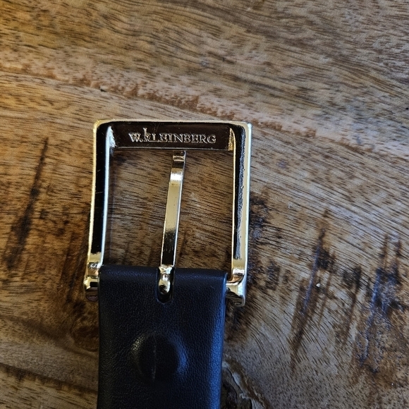 W. Kleinberg Neiman Marcus chocolate brown leather belt Gold tone buckle Size 36 - Picture 2 of 11